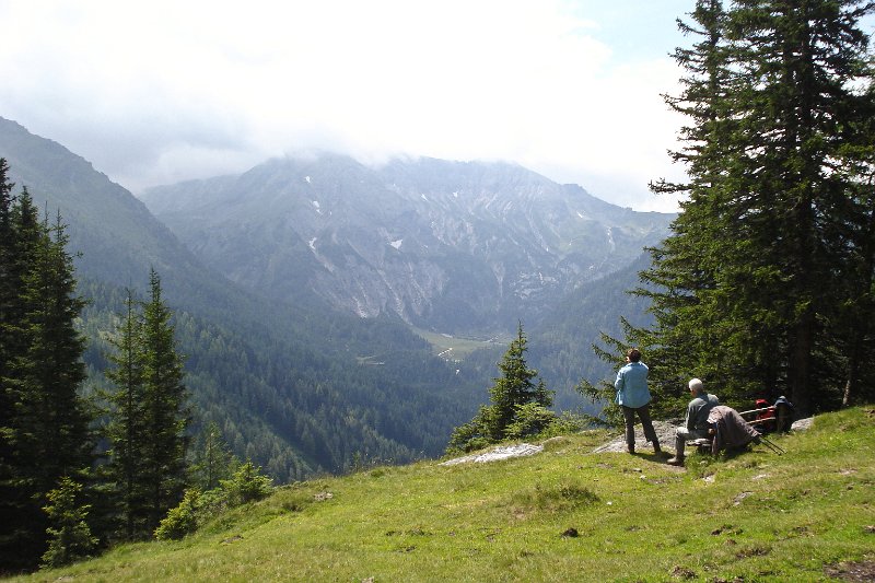 15 wir sehen die Ursprung Alm.JPG